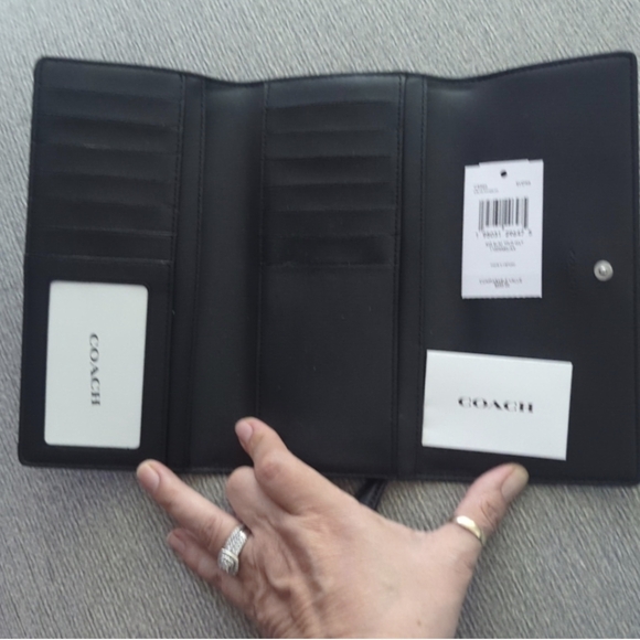 SLIM TRIFOLD WALLET IN SIGNATURE CANVAS (COACH C5966)SV/BLACK SMOKE BLACK - Picture 3 of 6